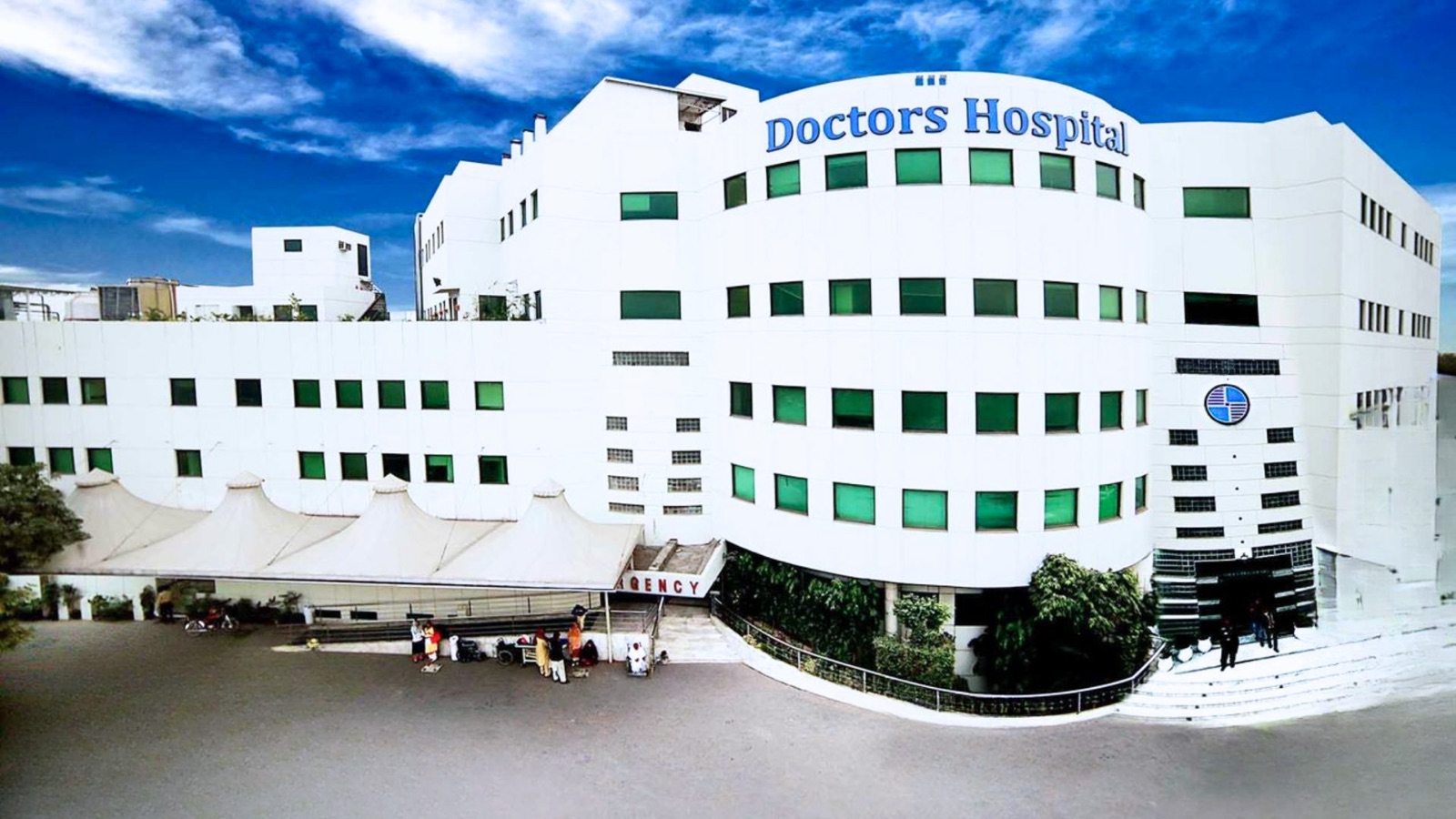 Doctors Hospital building in Johar Town, Lahore